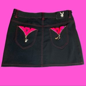 PLAYBOY BLACK AND HOT PINK MINI SKIRT Y2K